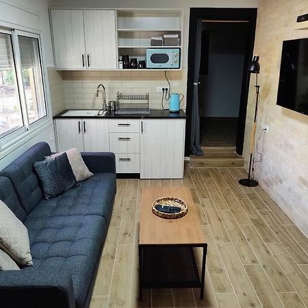 Apartmán פינה בגינה- יחידת דיור מקסימה בקיבוץ בעמק החולה Kefar Szold Exteriér fotografie